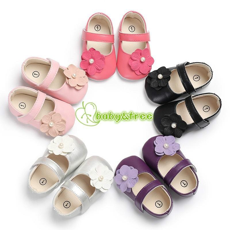 Giày sandal tập đi đế mềm chống trượt đính hoa cho bé gái