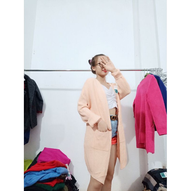 69k áo của khách xem live