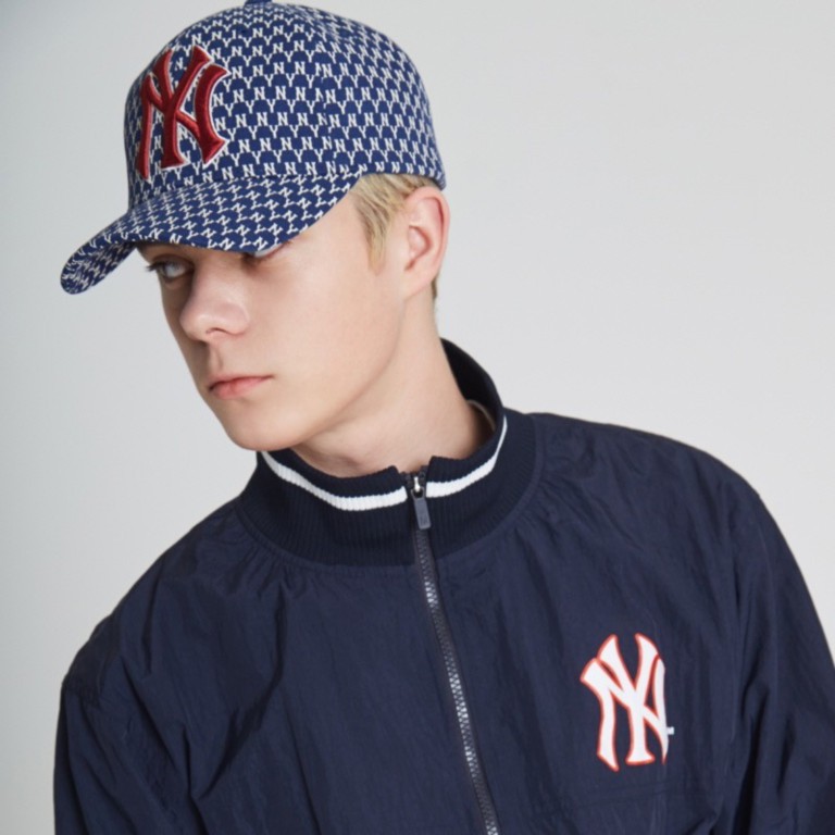 (HÀNG XUẤT XỊN) Mũ / Nón xanh đậm N03 M/L//B N//Y MONOGRAM BASEBALL CAP BLUE/WHITE Made in V//N full-tem-tag One size