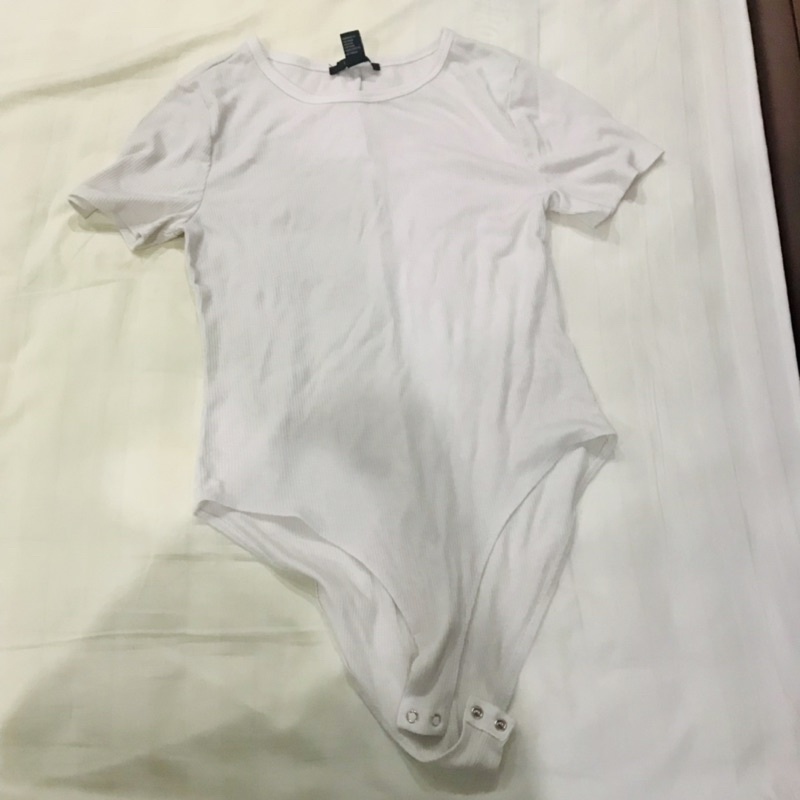 F21 Áo thun trắng size L