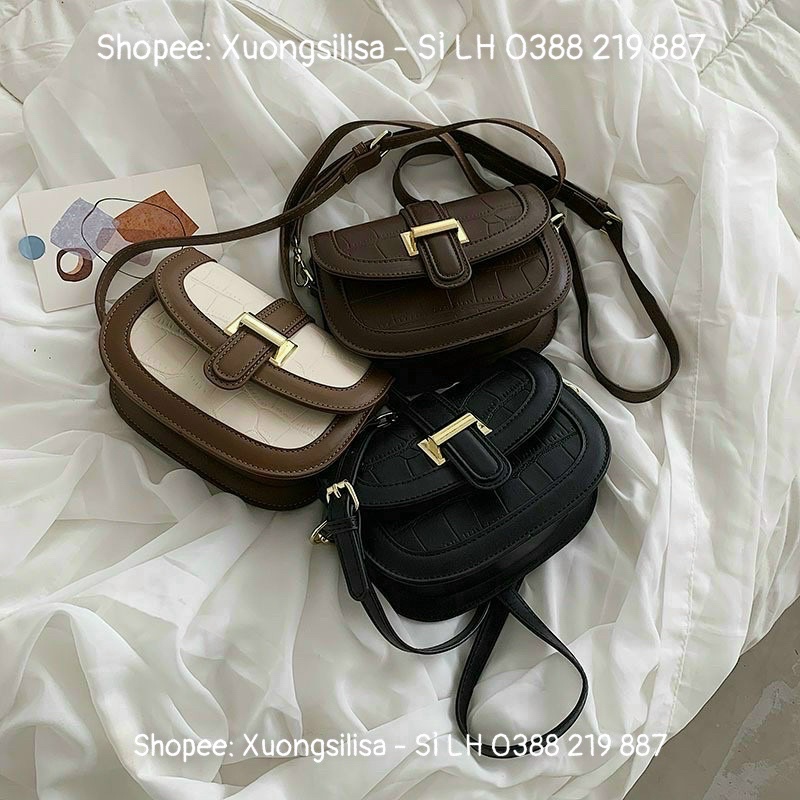 Túi Đeo Chéo Nữ Móng Ngựa Vân Da Rắn Dáng Bầu Khuy Gài Chữ