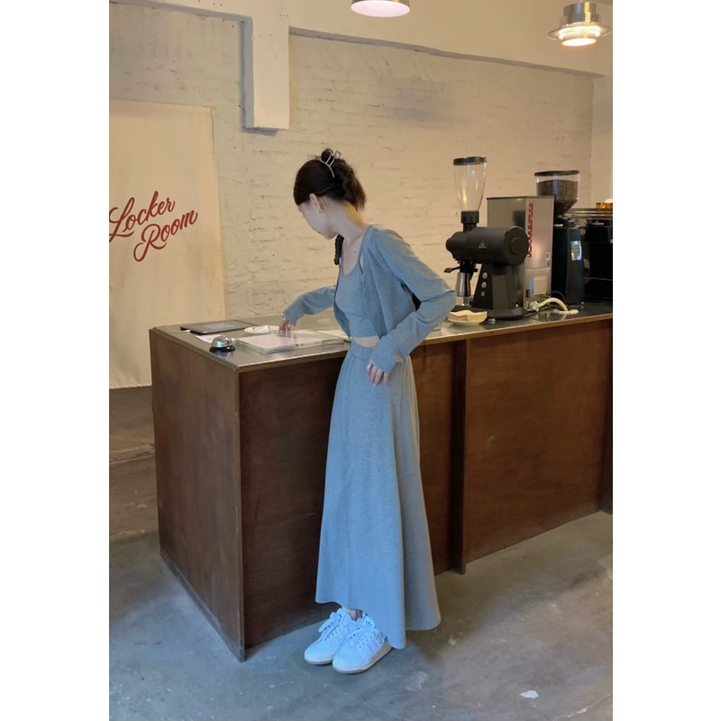 「MOTEL7」Set Áo Hai Dây Màu Xám + Áo Khoác Cardigan Dài Tay + Chân Váy Ngắn Lưng Thun Dài Qua Gối Phong Cách Mỹ Dễ Phối Đồ