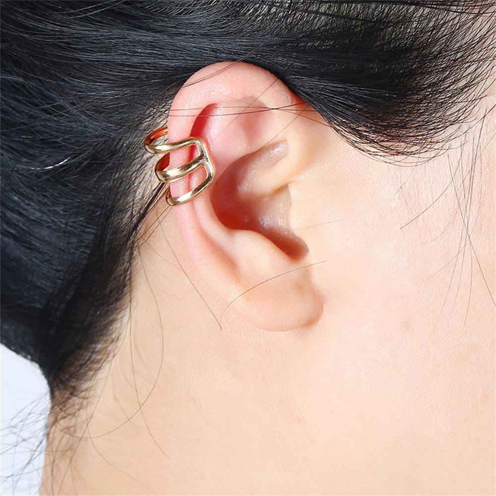 Bộ 2 khuyên tai thời trang dành cho nữ