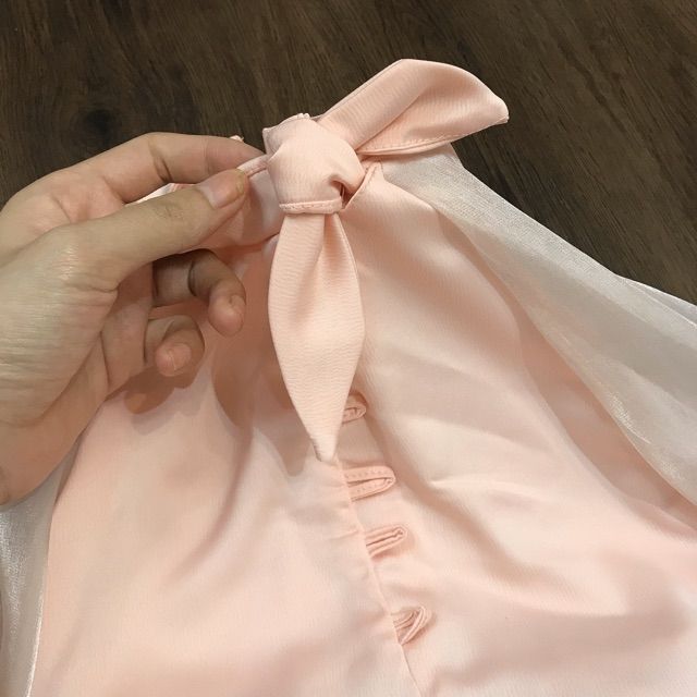 Áo Dài Cách Tân màu hồng phấn cho bé gái
