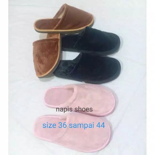 Image of sandal rumah bulu slop kokop sandal kamar