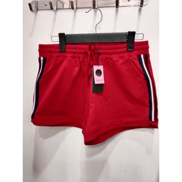 Quần sooc lẻ winny giảm còn 119000đ