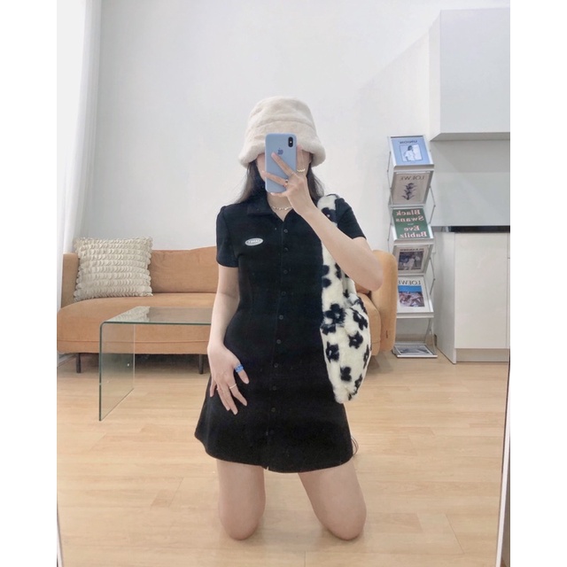 JANET STUDIO • Đầm polo tay ngắn Đen