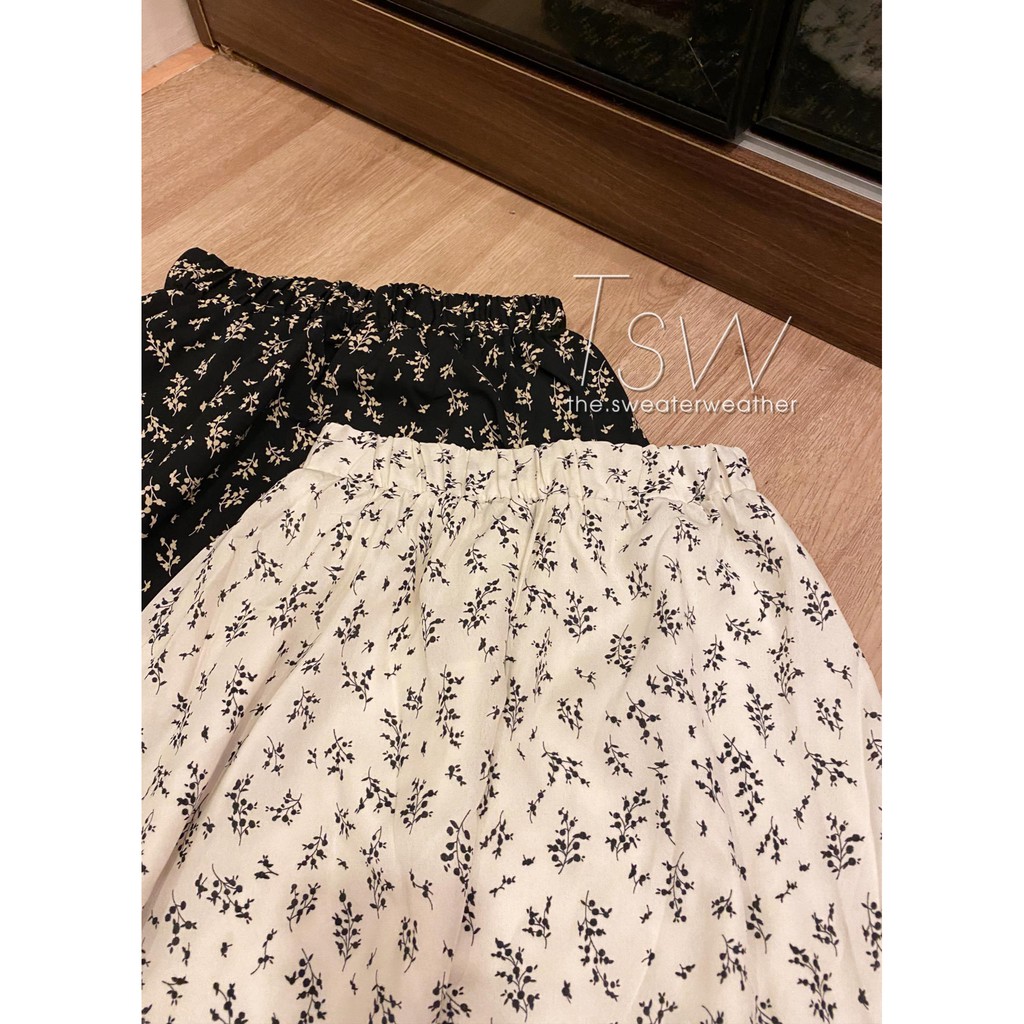 Chân váy voan nữ 2 lớp dáng dài cạp chun hoạ tiết hoa nhí - The Sweater Weather | BigBuy360 - bigbuy360.vn