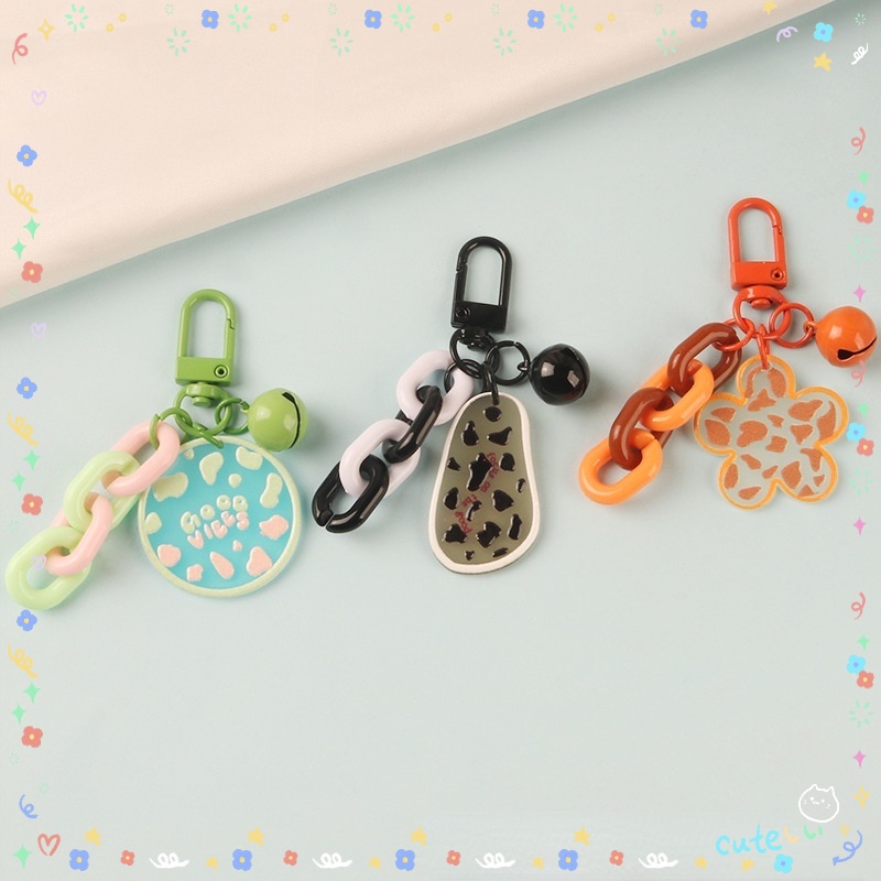 Móc Khóa Gắn Quả Chuông Nhỏ Màu Sắc Ngọt Ngào Sáng Tạo Cho Học Sinh