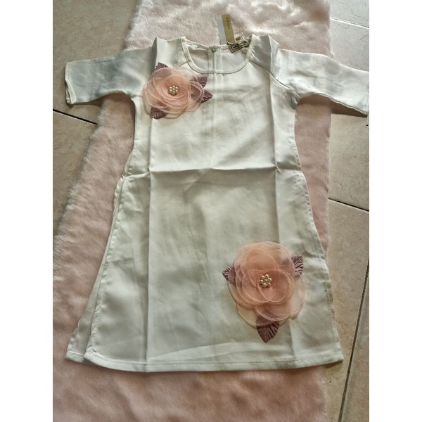 Áo dài cách tân hoa 3D kiểu dáng sang trọng - chất lụa mềm mịn