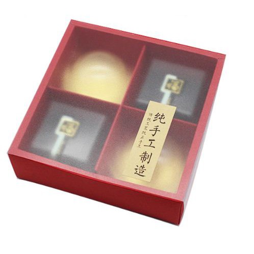 Hộp đựng bánh nắp trong mờ và túi xách