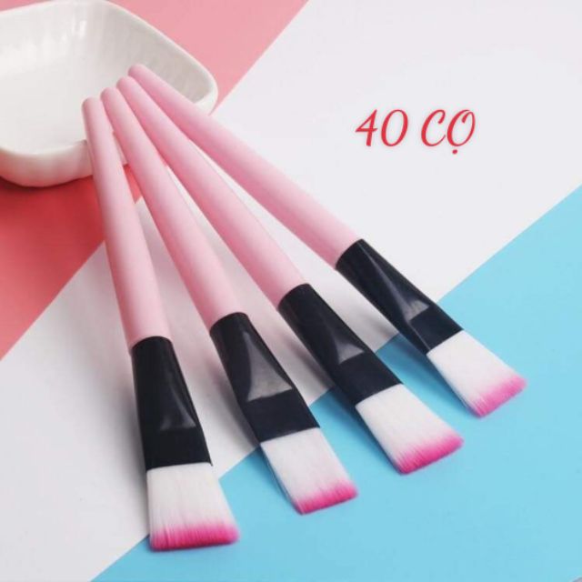 Combo 50 cọ quét mặt nạ cán hồng [1.6k/ cây]