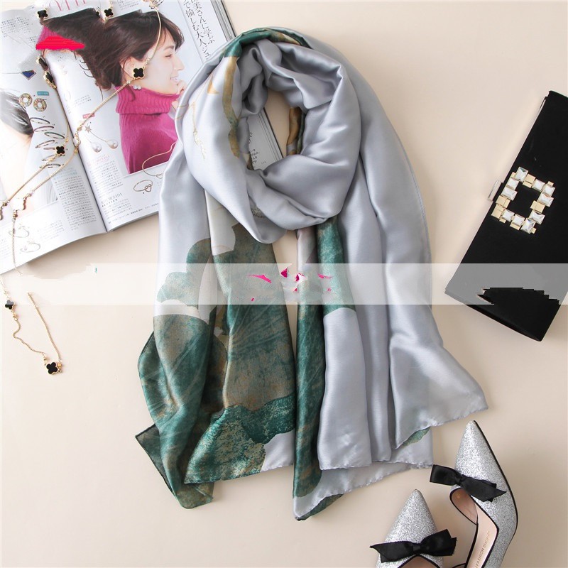 KHĂN CHOÀNG CỔ LỤA THỜI TRANG CAO Cấp 37