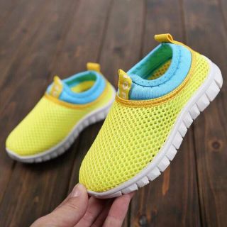 Giầy lưới trẻ em