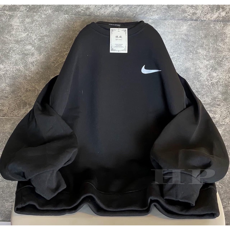 Áo logo phẩy nhỏ bo gấu TH6