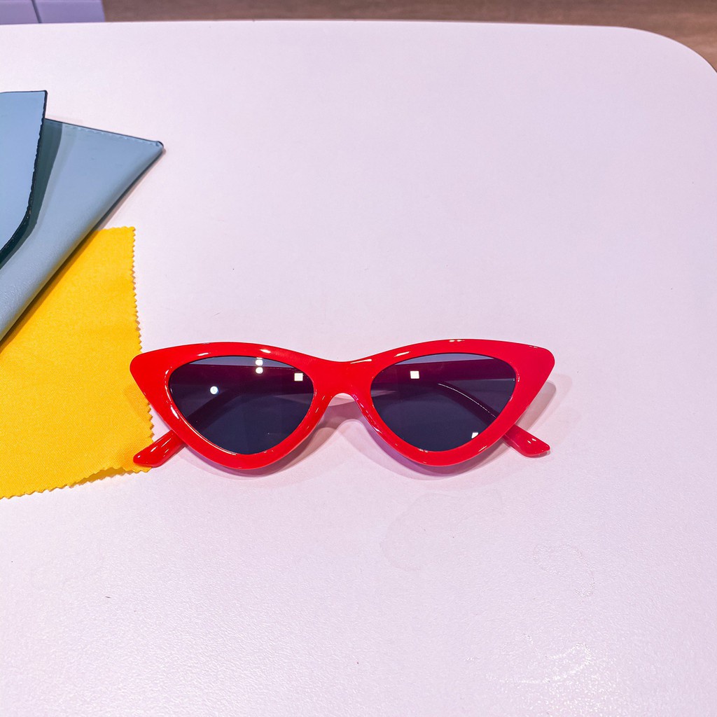 [Cực Đẹp] Mắt Kính Thời Trang Y2K Mắt Xếch Cô Ba Sài Gòn Điệu Đà Cá Tính - Hazo