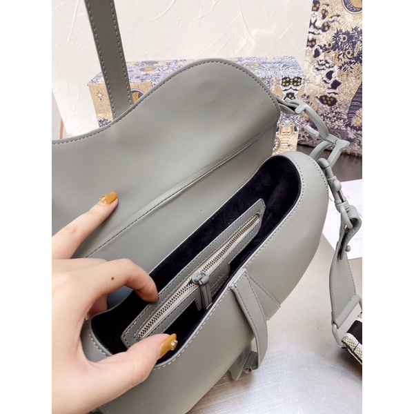 Túi xách Diỏr saddle yên ngựa sz 25 chất da thật