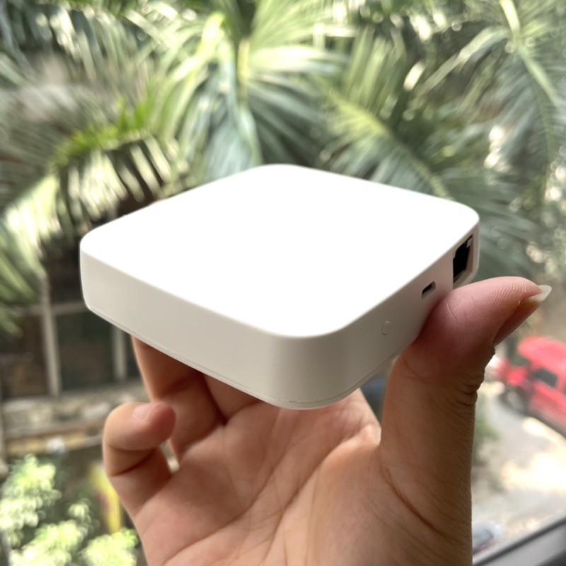 Trung Tâm Điều Khiển Nhà Thông Minh Zigbee Tuya THA1