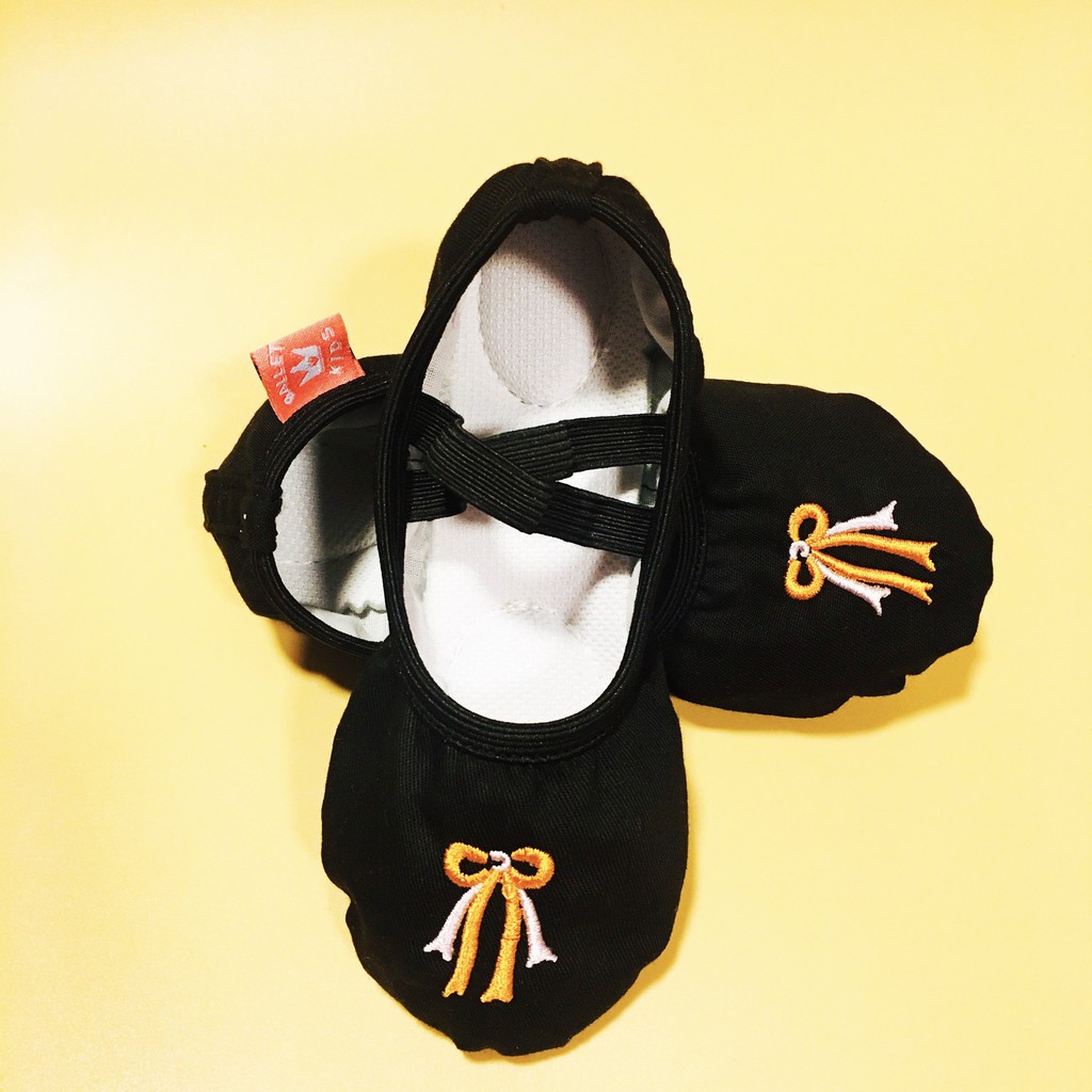 Giày múa Ballet trẻ em | giày múa Ballet màu đen thêu nơ GL06