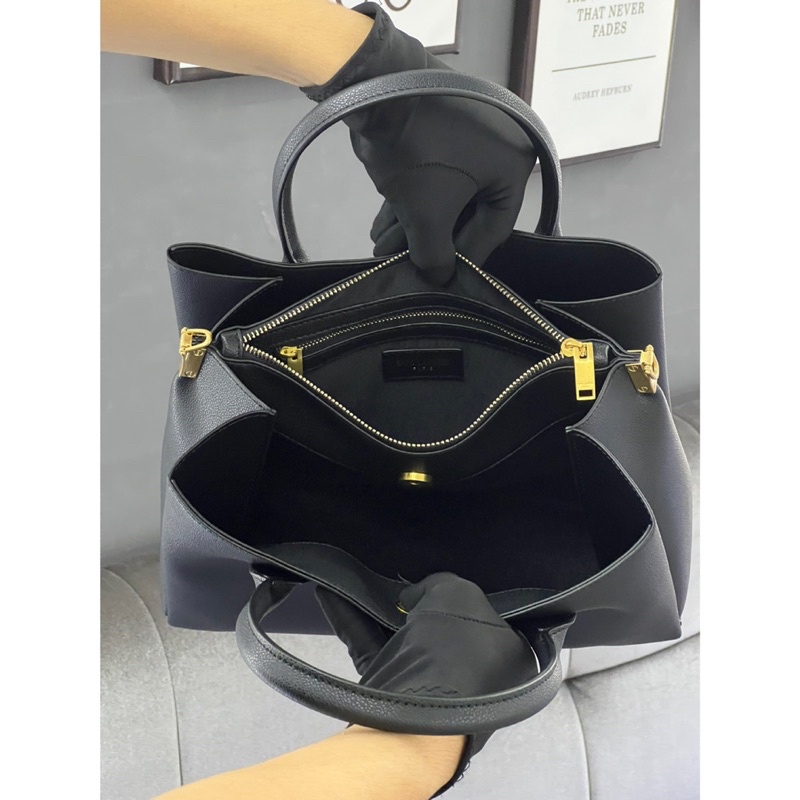 Túi Xách Công Sở Saint Laurent 3 Ngăn Da Thật size 30