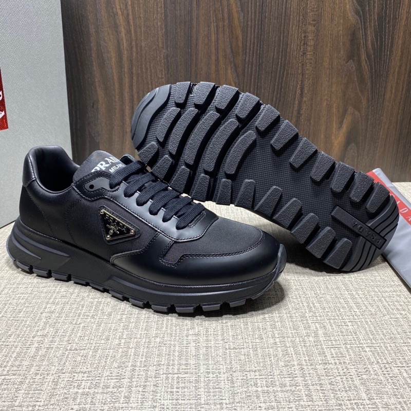 Giày thể thao nam cao cấp logo thương hiệu Prada phối da thật thoáng khí đế cao su chống mài mòn