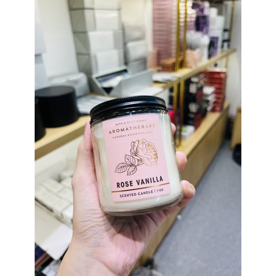 [ BILL US ] NẾN THƠM 1 BẤC BATH &amp; BODY WORK CANDLE WITH NATURAL ESSENTIAL OILS