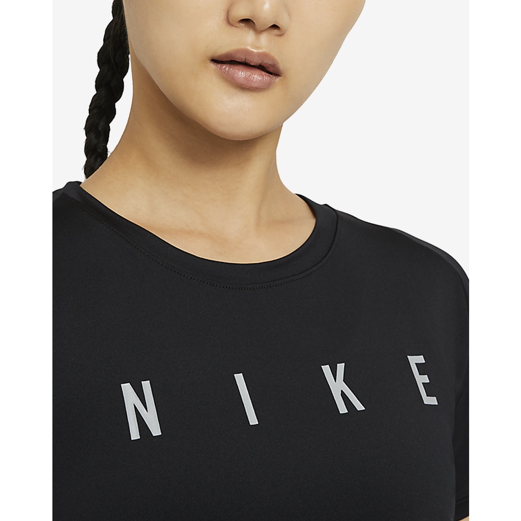 Áo T-shirt nữ Nike DC5237-010