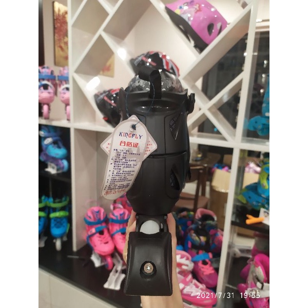 Giày patin W198-QS màu đen phiên bản 8 bánh phát sáng