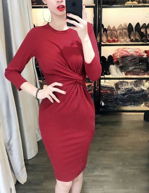Đầm body thun xoắn eo ánh nhũ