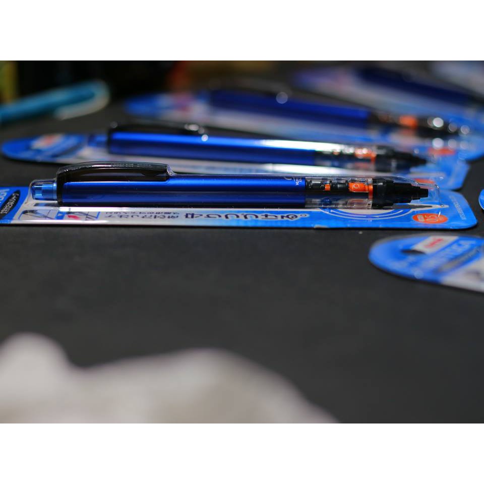 Bút Chì Kim Uni Kuru Toga M5-452  - Xoay ngòi tự động - 0.5mm