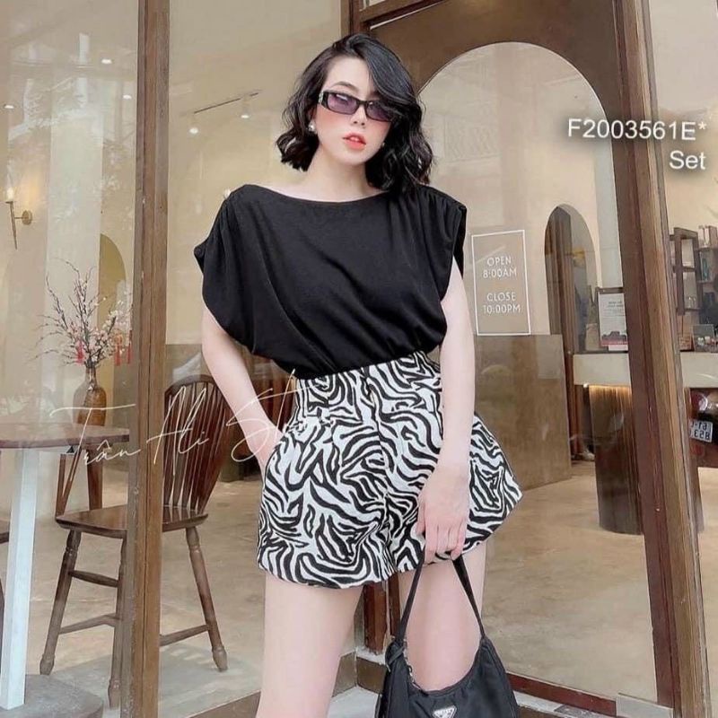 Áo Hở Lưng &quot;Bigsize&quot; Dây Xích