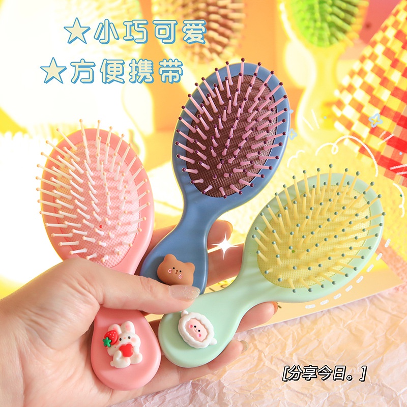 Lược Chải Tóc Tạo Kiểu Có Đệm Khí Mát Xa 24 Giờ