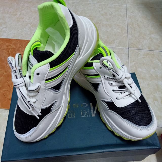 Giày thể thao sz 36