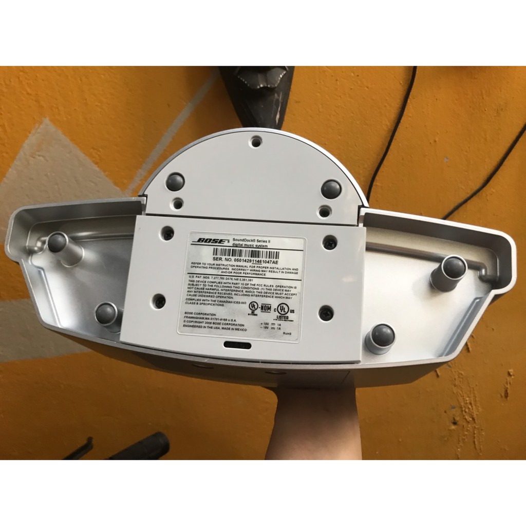 Loa Bose sounddock 2 bạc.