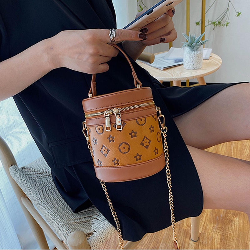 Túi đeo chéo vai họa tiết dập nổi thời trang sành điệu cho nữ