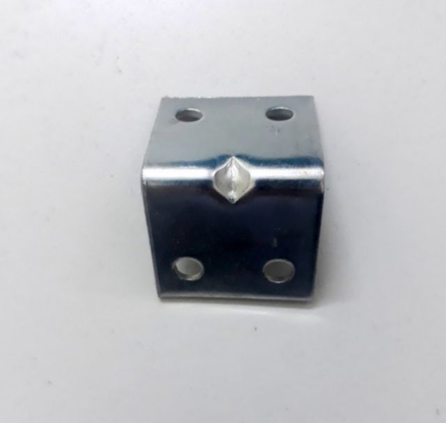 Ke góc vuông 4 lỗ