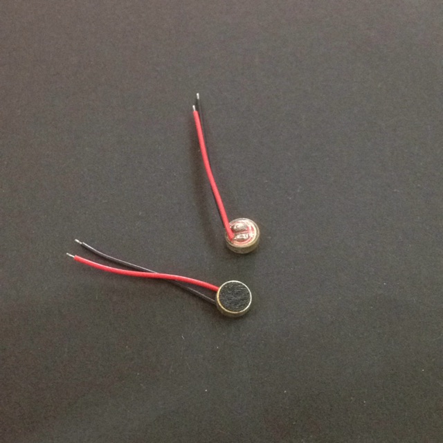 Mic dây cho 1 số dòng điện thoại hoặc mic 1 số máy thu phát