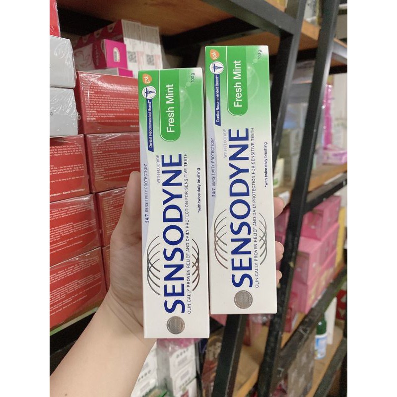 kem đánh răng sénsodyne