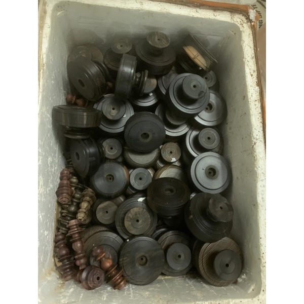 Nậm gỗ mun dùng cho lồng mào