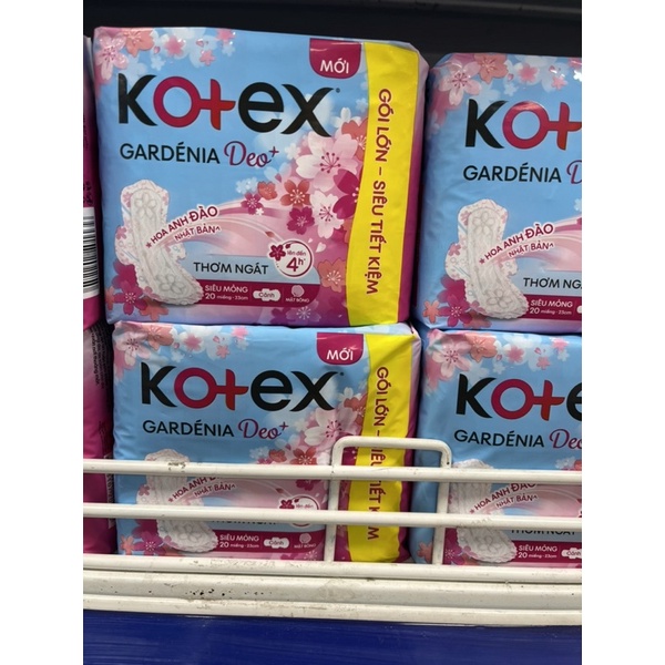 Băng vệ sinh KOTEX hoa anh đào 20M