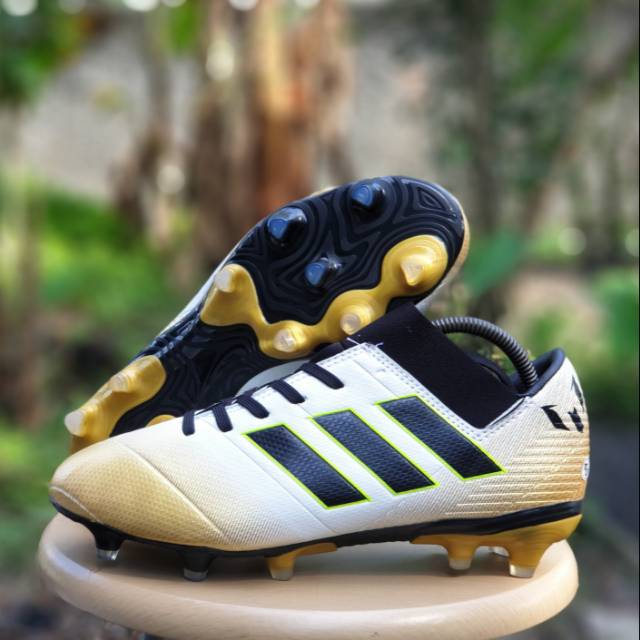 Giày Bốt Adidas Messi Nhập Khẩu Từ Việt Nam Size 38-43