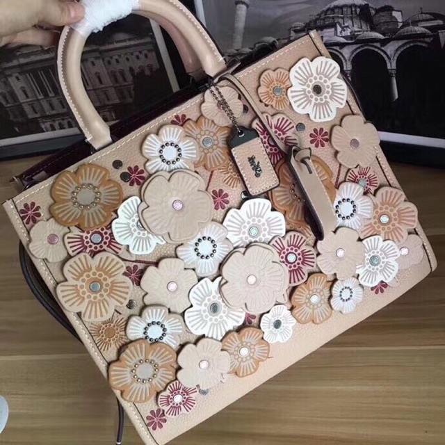 ⚠️SALE SẬP SÀN⚠️ Túi Coach hoa trà size đại