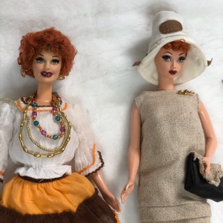 Búp bê Barbie