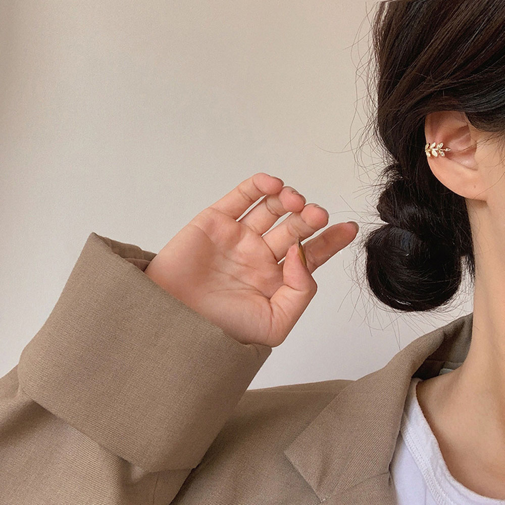 Bông Tai Nữ Trang Tạo Hình Độc Đáo Cá Tính