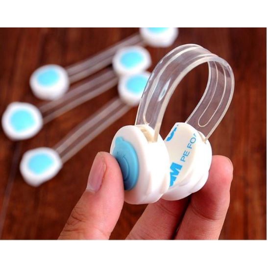 Khóa tủ,ngăn kéo an toàn cho bé