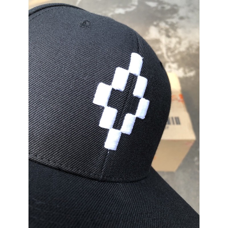 Nón snapback MARCELO BURLON, nón hiphop cool ngầu.