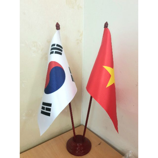 Đế cắm cờ đôi Việt Hàn