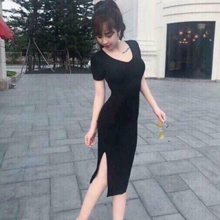 Váy body cổ tim xẻ đùi