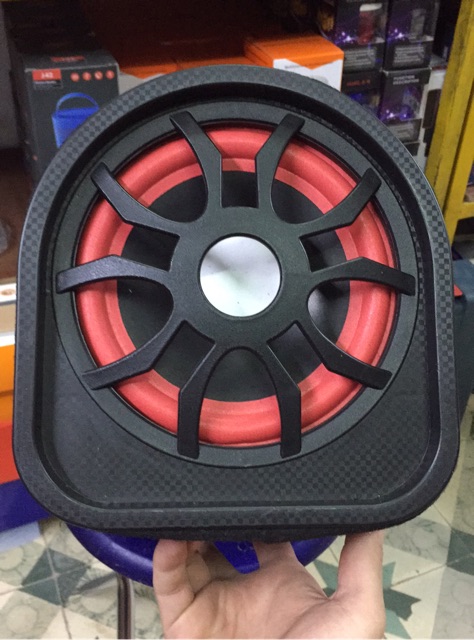 Loa crown 6 tròn tặng kèm dây lấy nhạc AV 3.5- BH 6 tháng đổi mới