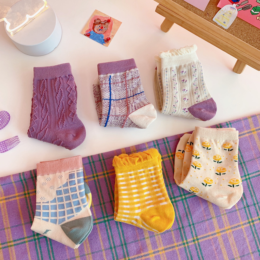 Vớ ống Nhật Bản thời trang thu đông dễ phối trang phục | BigBuy360 - bigbuy360.vn